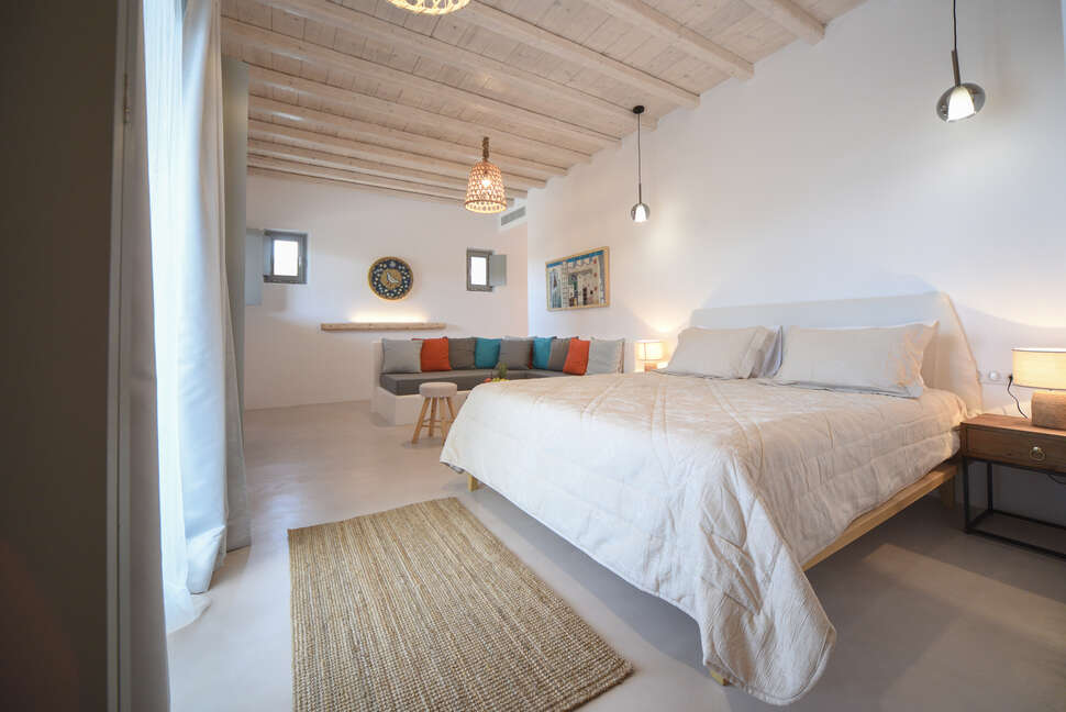 Een foto van Myconian Crown Suites