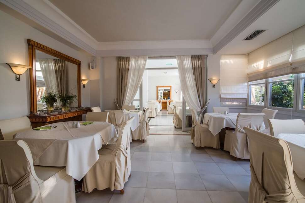 Een foto van de faciliteiten bij Antinea Suites & Spa