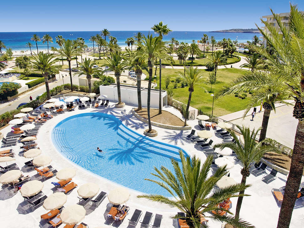 Een foto van het zwembad bij Allsun Hotel Bahia del Este