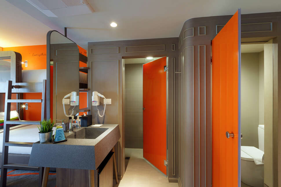 Ein Foto Tinidee Trendy Bangkok Khaosan