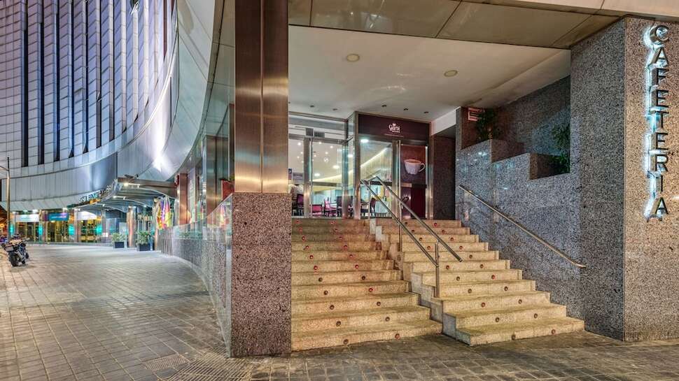 Een foto van het interieur van Senator Parque Central Hotel