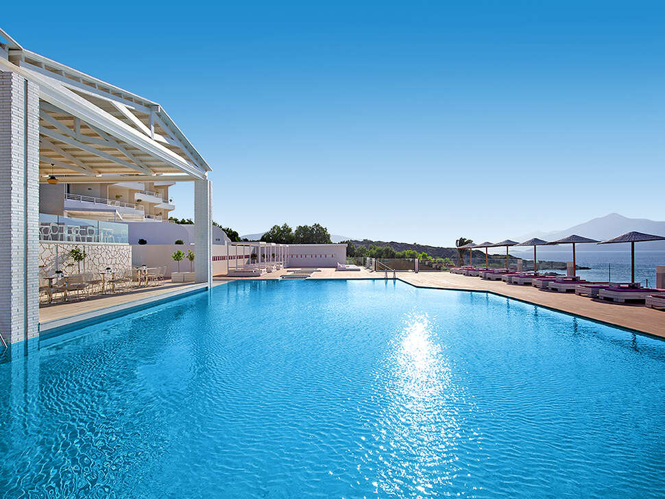 Een foto van het zwembad bij Proteas Blu Resort