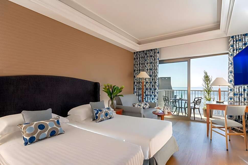 Een foto van Royal Continental Hotel