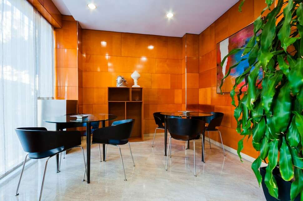 Een foto van het interieur van Hotel Villacarlos