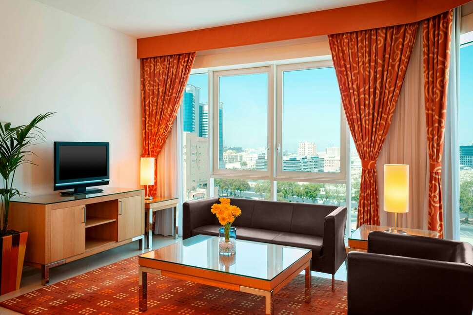 Ein Foto Four Points by Sheraton Bur Dubai