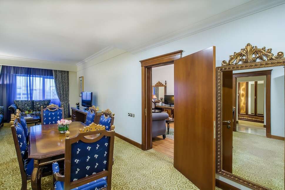 Ein Foto Grand Excelsior Hotel Bur Dubai