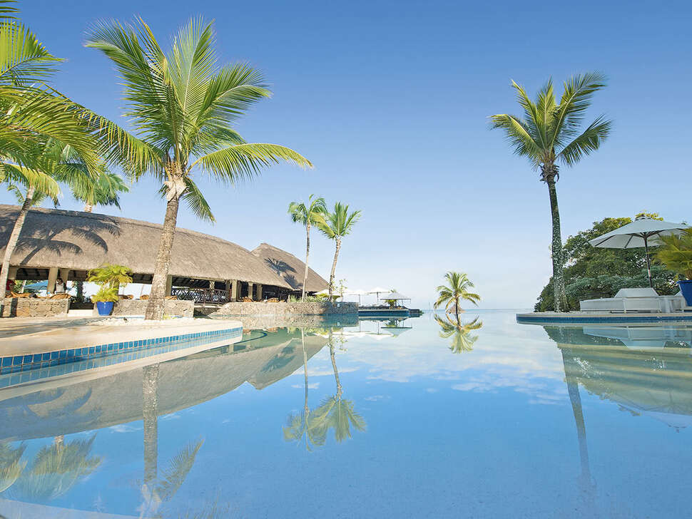 Een foto van het zwembad bij Maritim Resort & Spa Mauritius