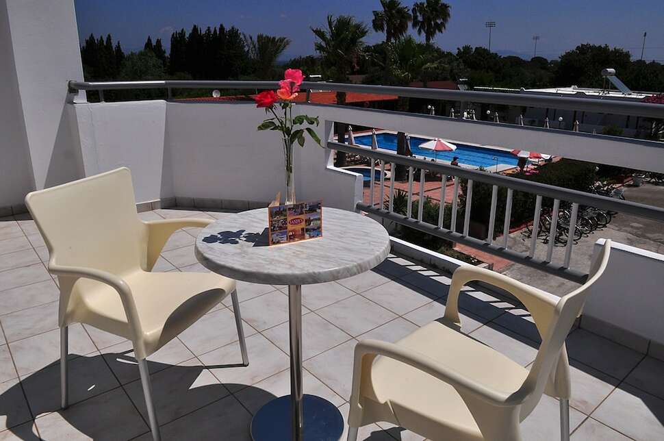 Een foto van Sandy's Studios & Log Villas