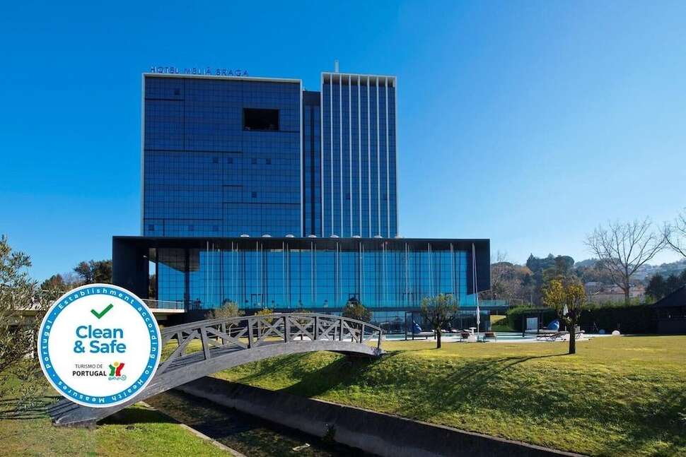 Ein Foto von der Außenansicht des Melia Braga Hotel & Spa