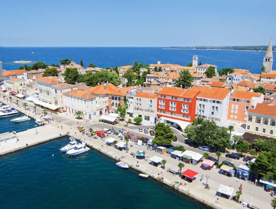 Een foto van de buitenkant van Valamar Riviera Hotel & Residence