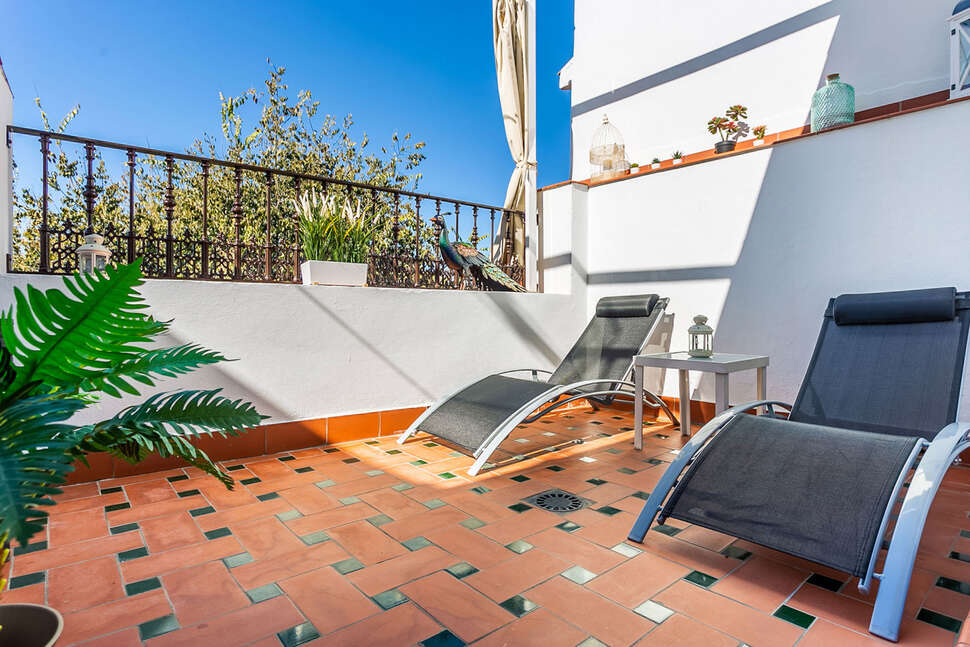 Ein Foto Patio de la Alameda