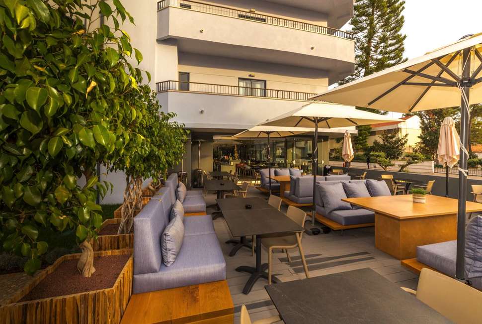 Een foto van het terras bij The Prime Energize
