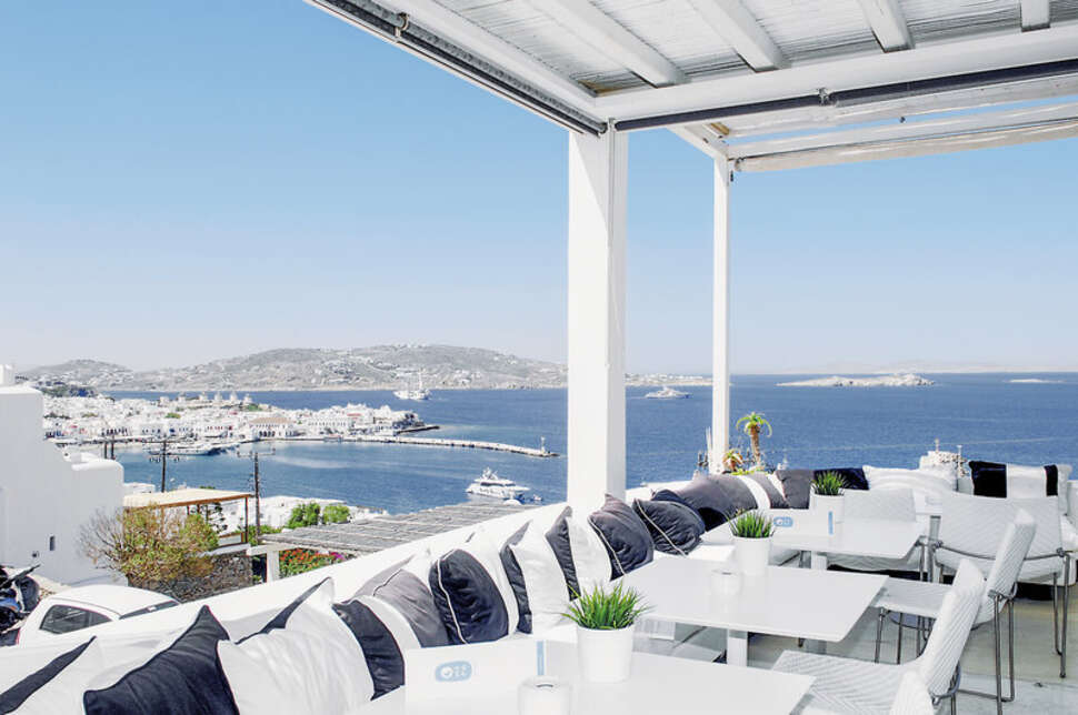 Een foto van het terras bij Mykonos View