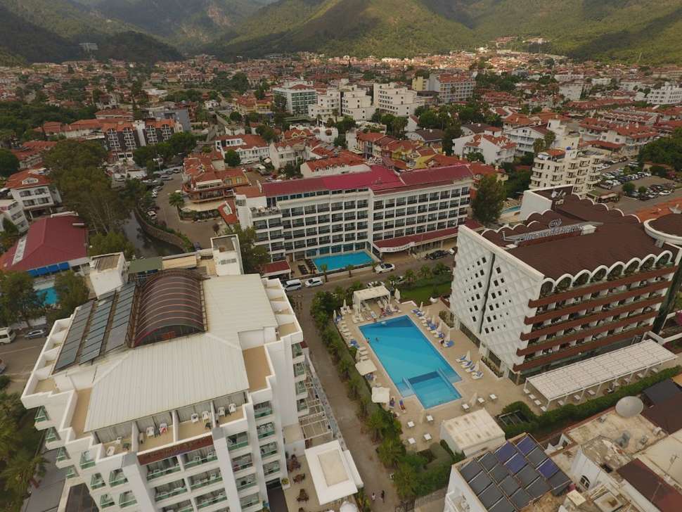 Een foto van de buitenkant van Arbatt Marmaris Hotel