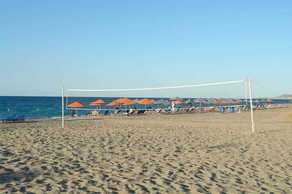 Een foto van het strand bij Trefon Hotel & Appartementen
