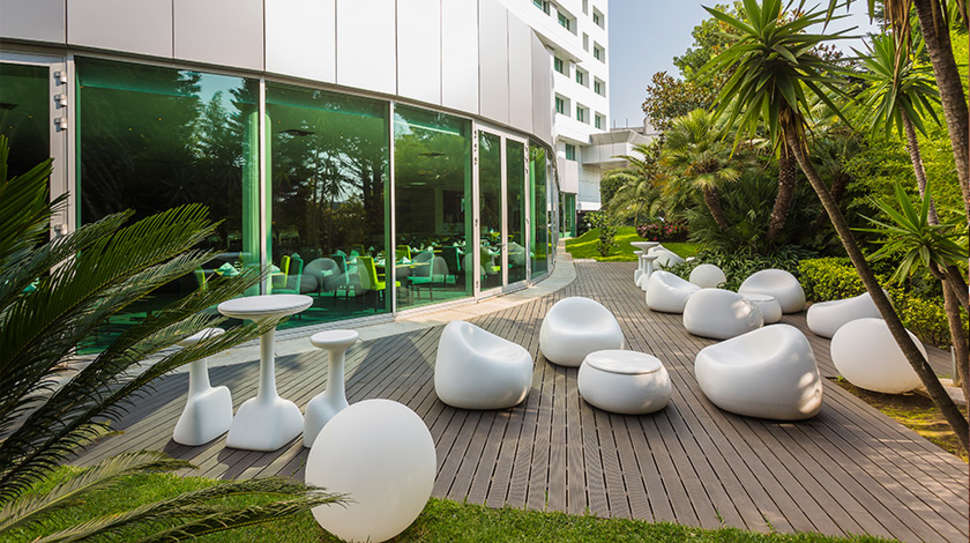 Een foto van het terras bij HF Ipanema Park