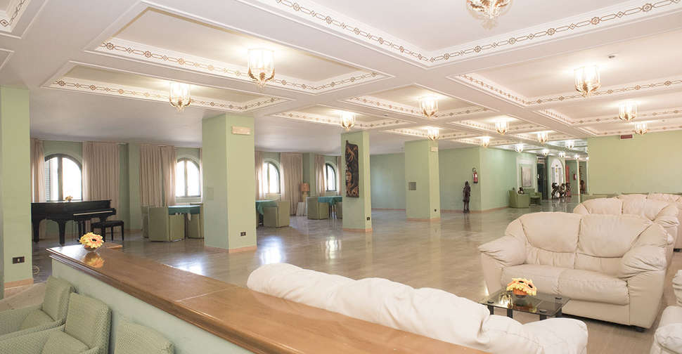Een foto van het interieur van Hopps Hotel