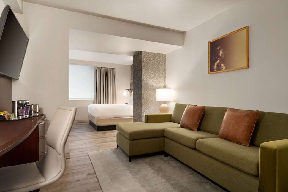 Ein Foto DoubleTree by Hilton New York Downtown