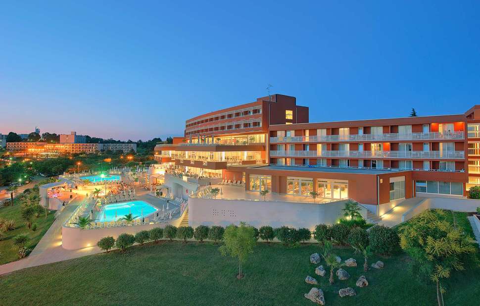 Een foto van het zwembad bij Hotel Albatros Plava Laguna