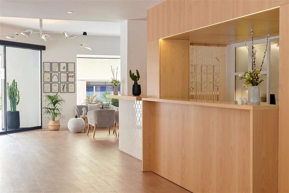 Een foto van het interieur van Innside by Melia Palma Center
