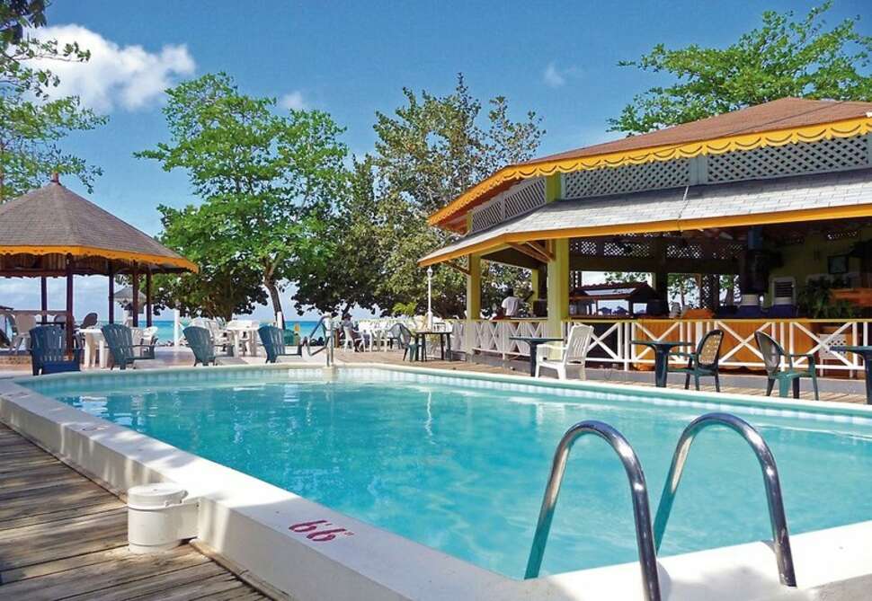 Een foto van Merril's Beach Resort II