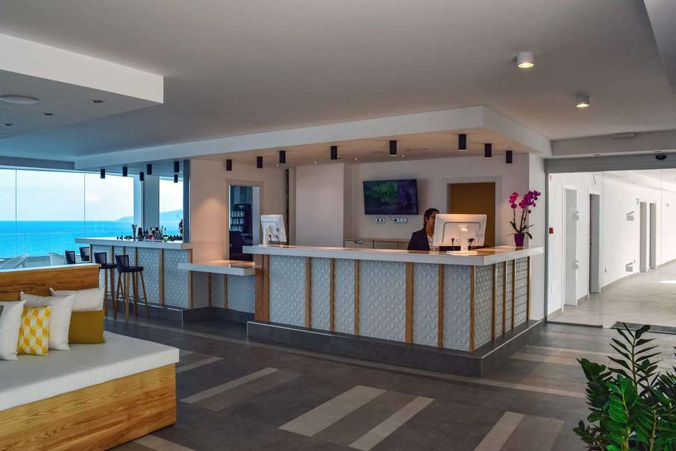 Een foto van de faciliteiten bij Atlantic Mirage Suites & Spa