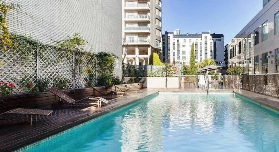 Een foto van een overzicht van Hotel Ilunion Valencia 3