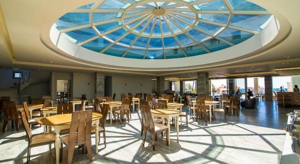 Ein Foto The Dome Luxury Hotel