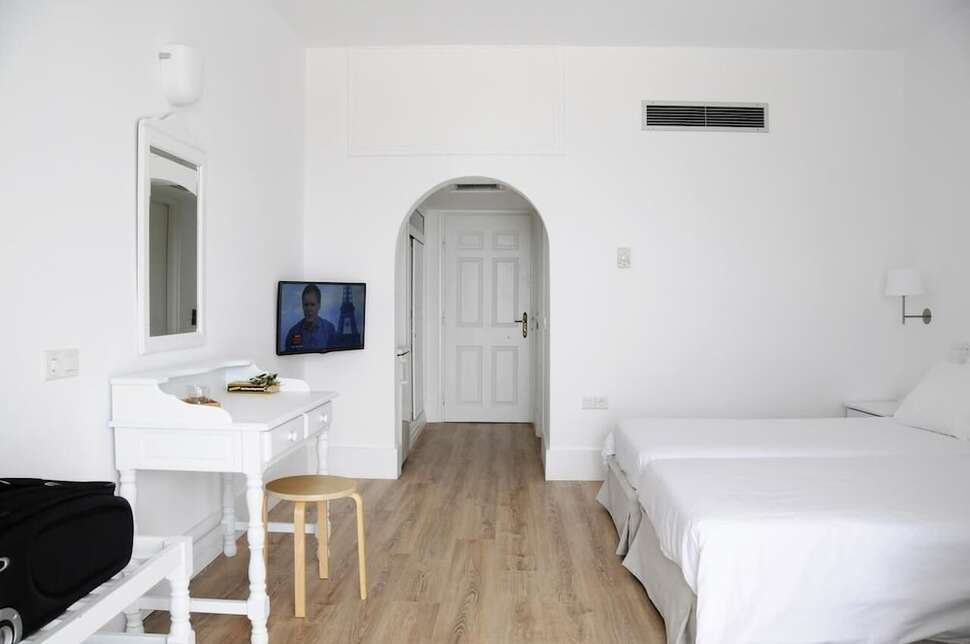 Een foto van Sunrise Village Beach Hotel