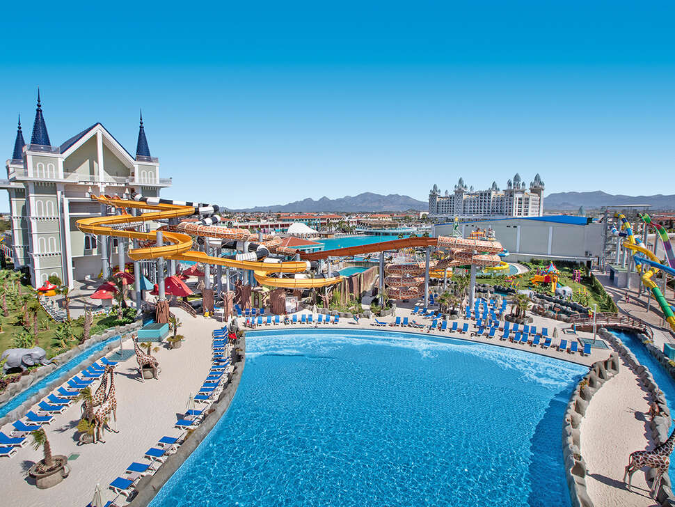 Een foto van het zwembad bij Granada Luxury Belek