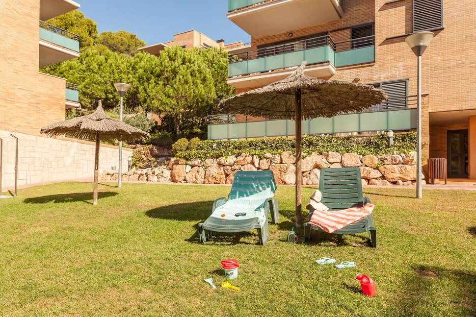 Een foto van het terras bij Pierre & Vacances Residence Salou
