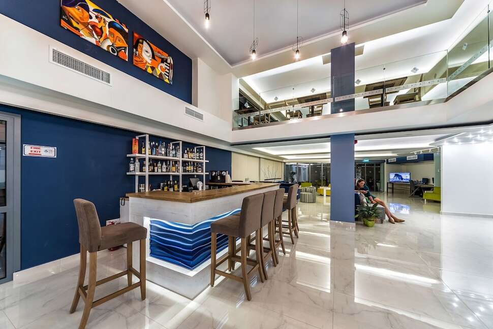 Een foto van Pollis Hotel
