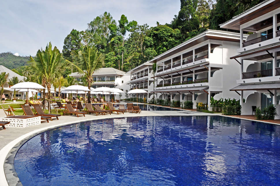 Een foto van het zwembad bij Sentido Khao Lak Resort