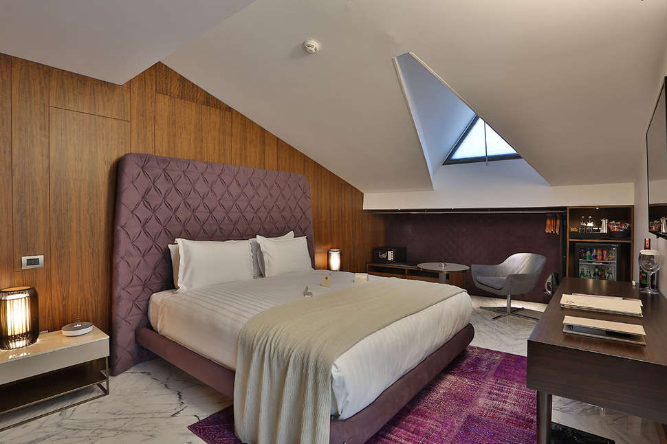 Ein Foto Dosso Dossi Hotels Downtown