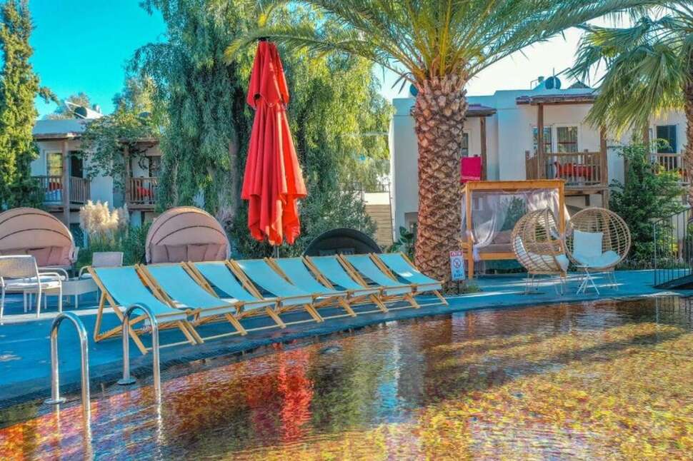Een foto van het zwembad bij Very Chic Bodrum