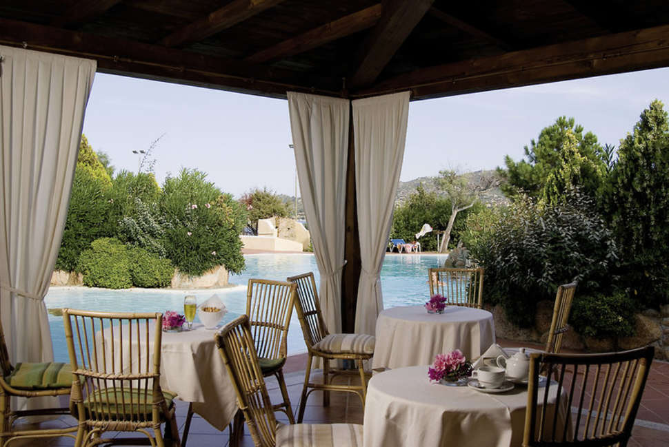 Ein Foto Colonna Hotel Du Golf