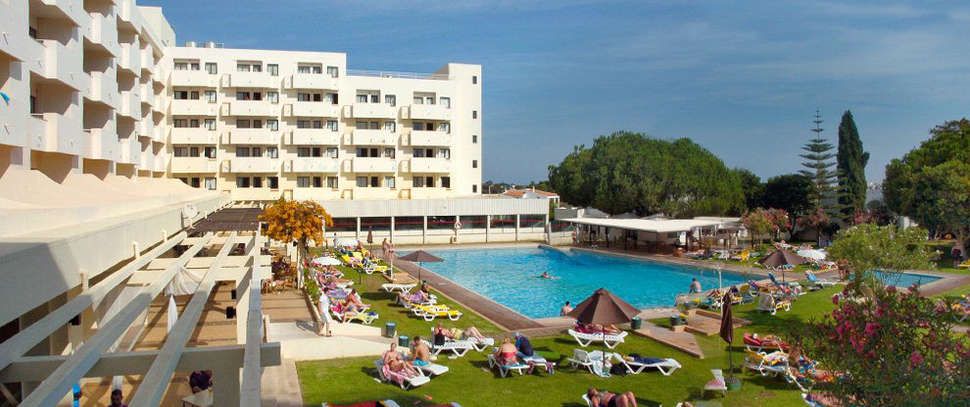 Een foto van het zwembad bij Albufeira Sol Hotel & Spa