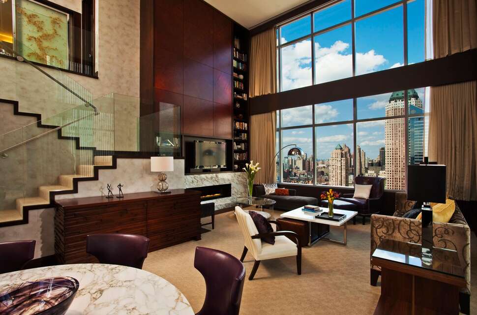 Een foto van het interieur van InterContinental New York Times Square