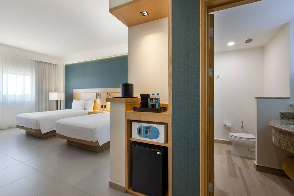 Ein Foto Courtyard by Marriott Cancun Airport