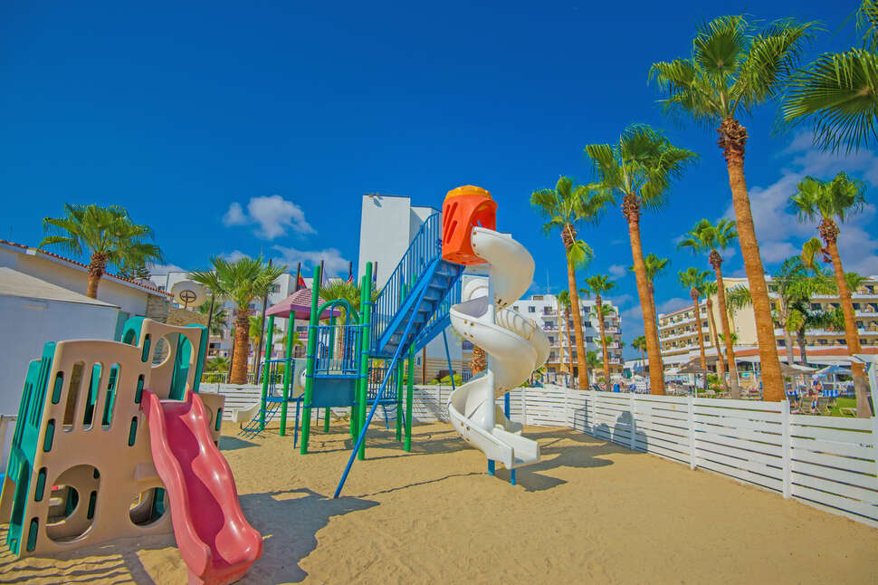 Ein Foto von den Einrichtungen im Marlita Beach Hotel Apartments