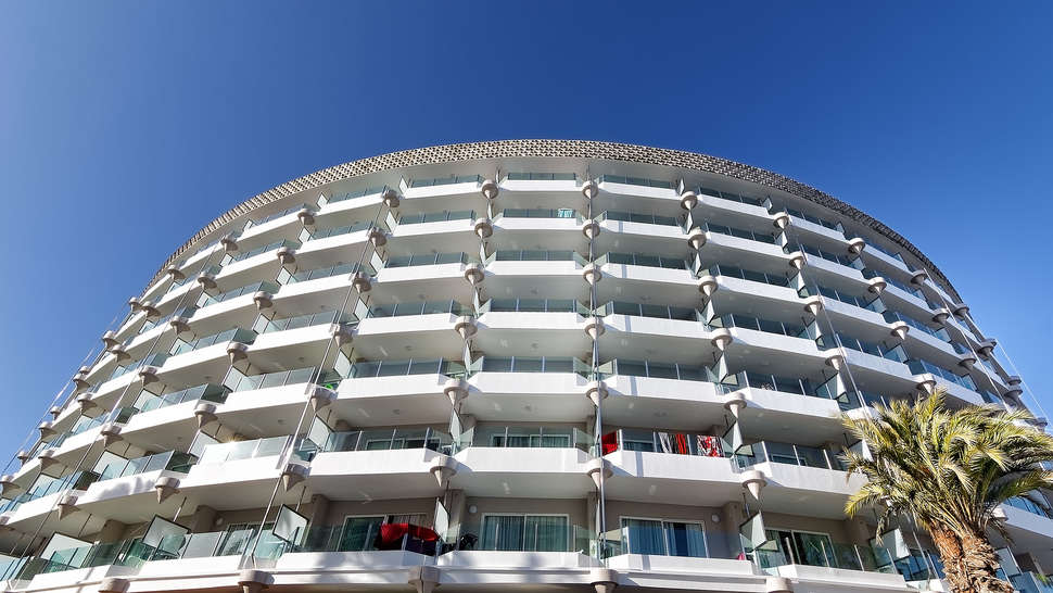 Een foto van de buitenkant van Bull Hotel Escorial & Spa