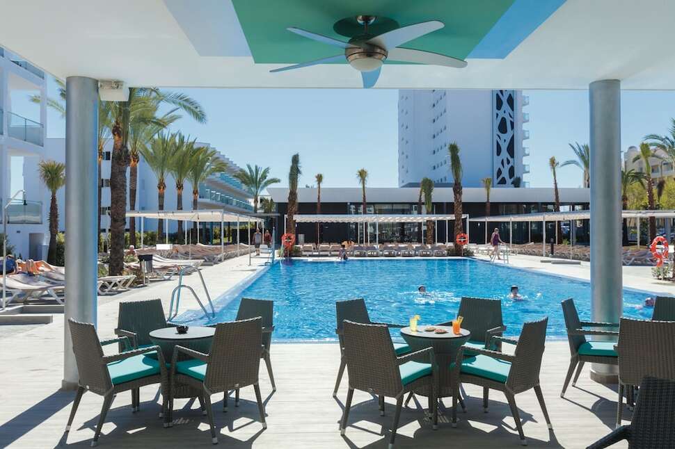Ein Foto vom Pool im Riu Costa del Sol