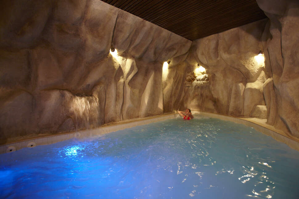 Een foto van het zwembad bij Anthemus Sea Beach Hotel & Spa