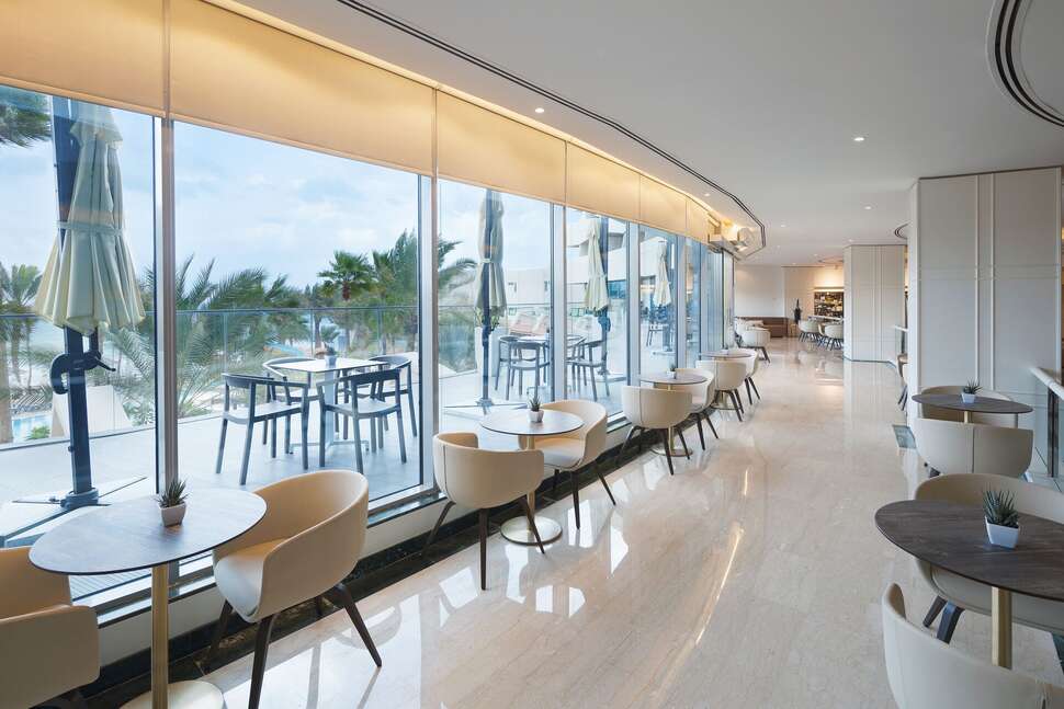 Ein Foto Occidental Sharjah Grand