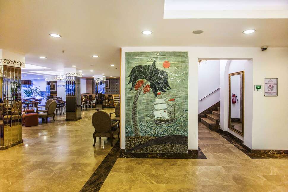 Een foto van het interieur van Eftalia Downtown Hotel