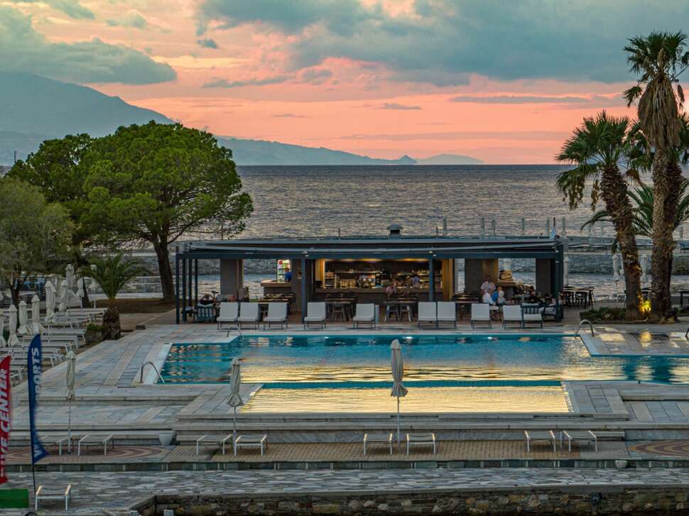 Een foto van Wyndham Loutraki Poseidon Resort