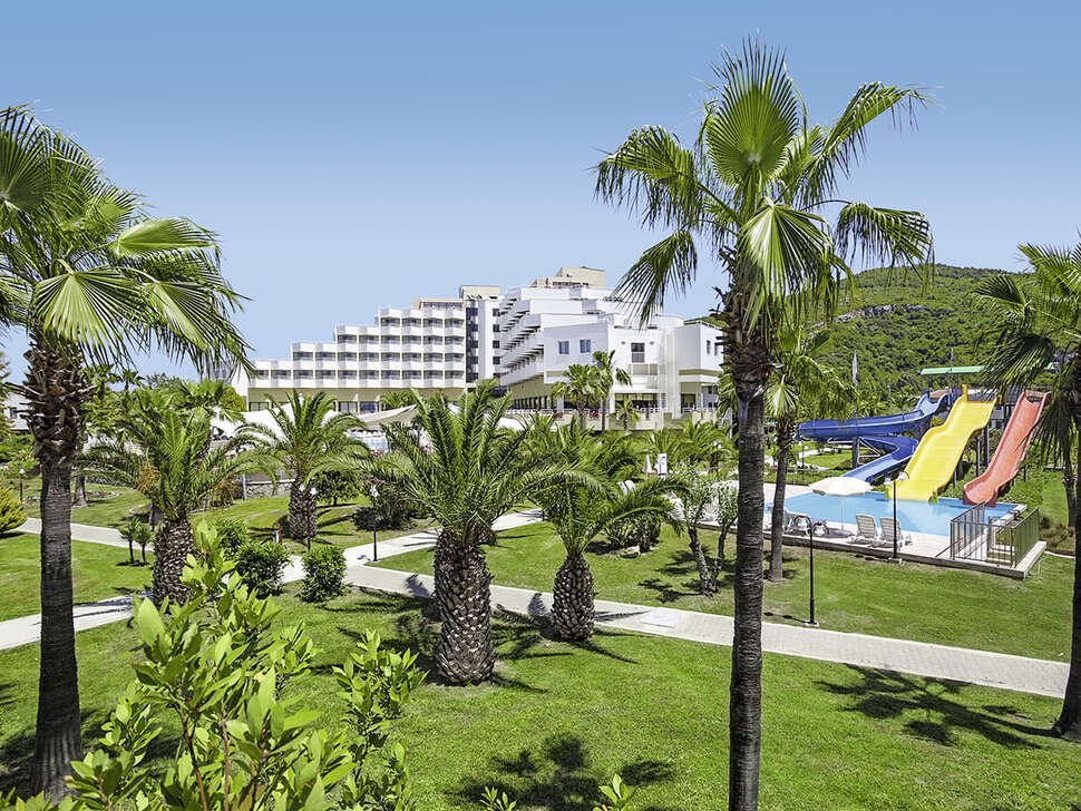 Een foto van de buitenkant van Richmond Ephesus Resort