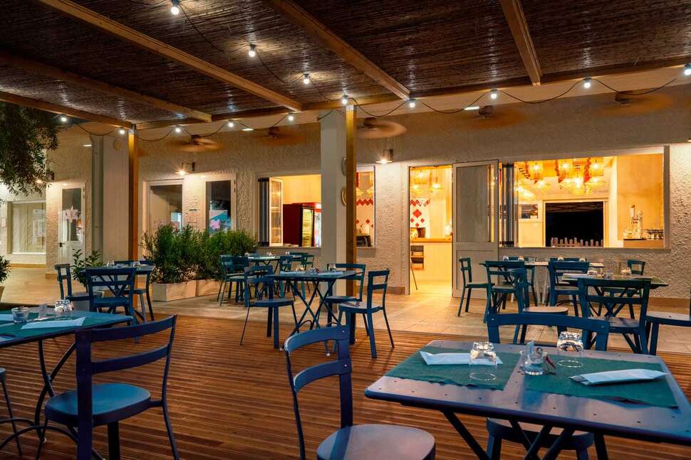 Een foto van Unahotels Naxos Beach