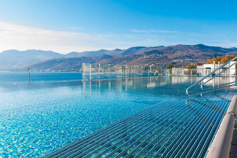 Ein Foto Hilton Rijeka Costabella Beach