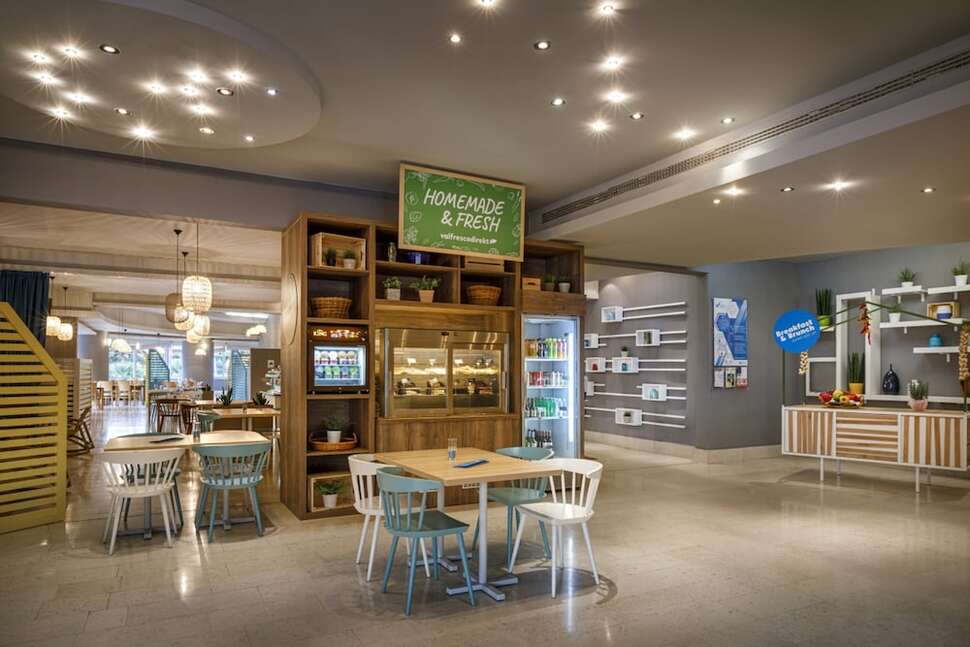 Ein Foto Rubin Sunny Hotel by Valamar